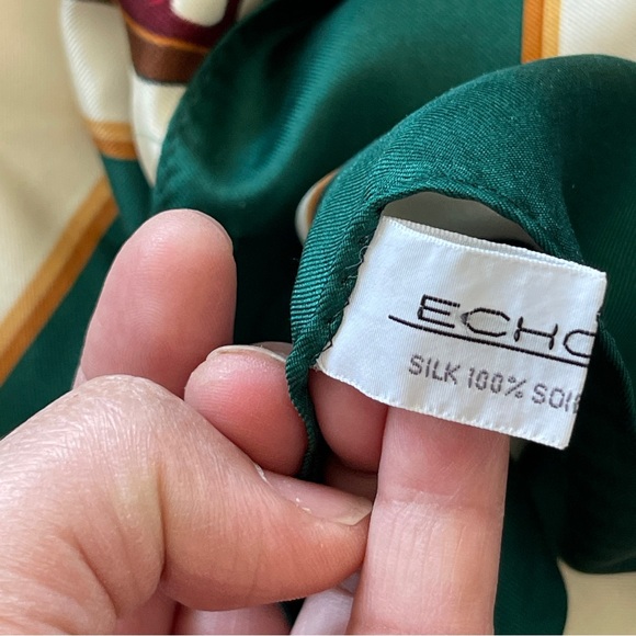 Vintage ECHO Beautiful Silk Scarf - Picture 7 of 9